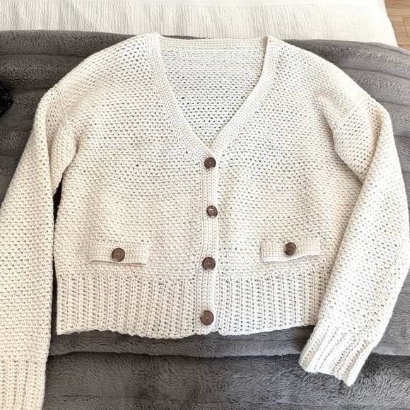 Gorgeous Merino Cardigan - Picture 3 of 7